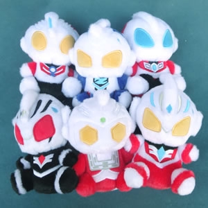 M78 ふわふわお座りぬいぐるみ(ゼット、ジード、セブン、ギルアーク)